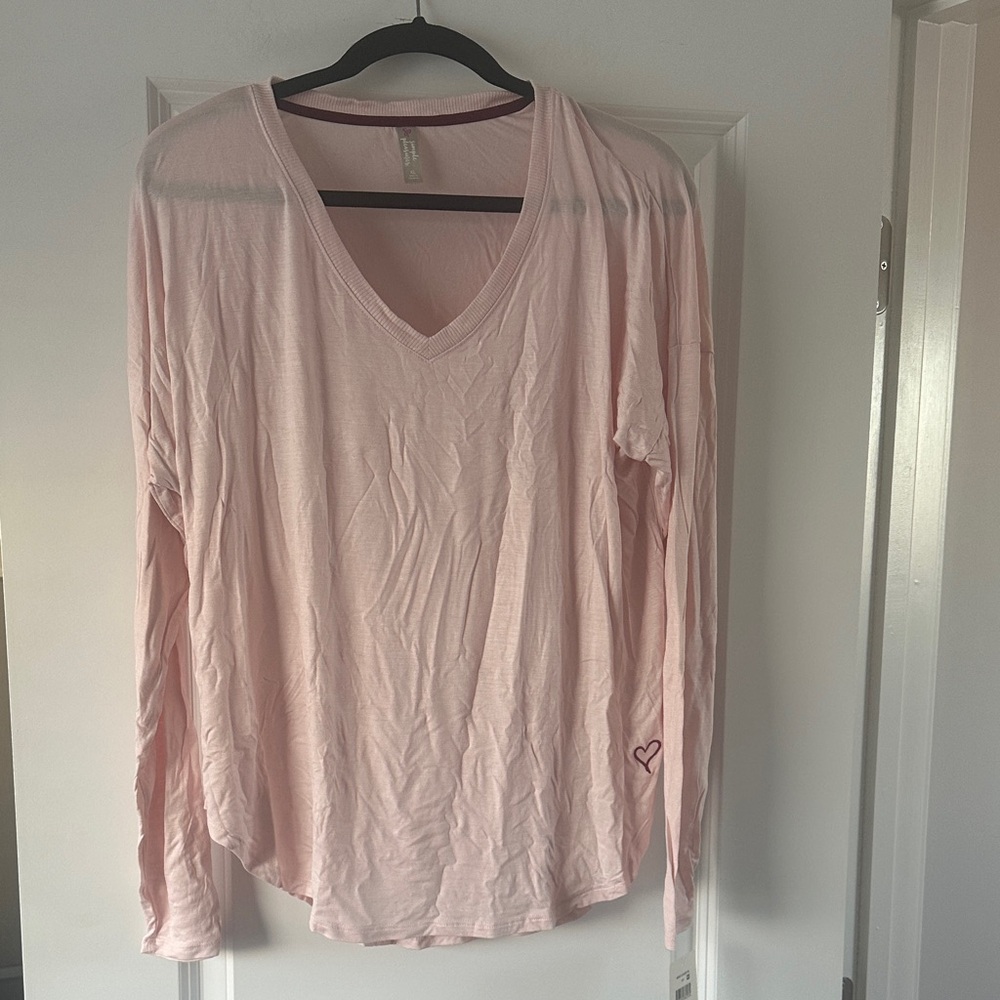 📌3 for $20📌NWT Pink V-Neck Long Sleeve pajama Top size XL
